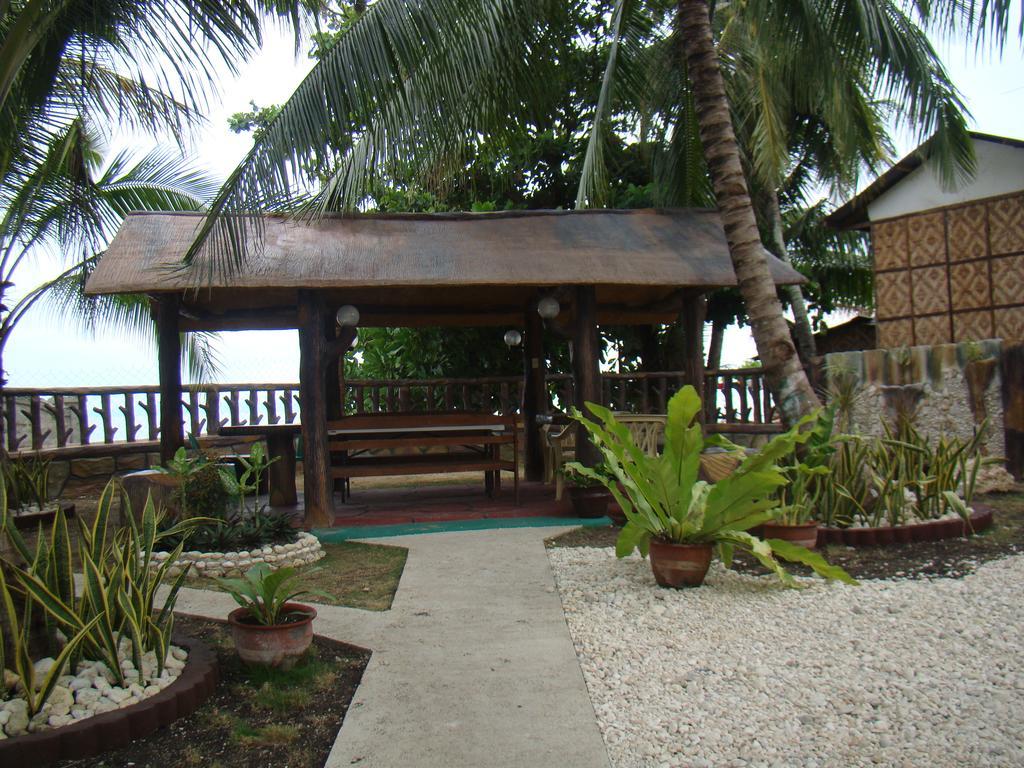 Lagnason'S Place Oslob Kültér fotó