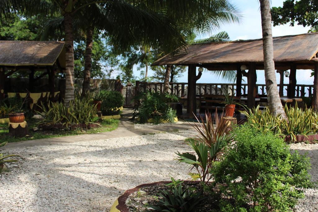 Lagnason'S Place Oslob Kültér fotó